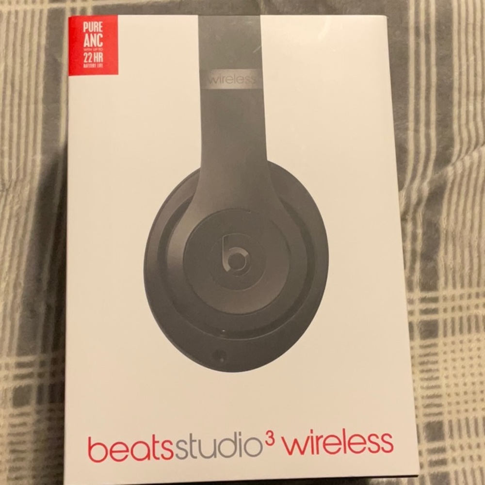 Beats Studio3 Wireless Headphones OverEar